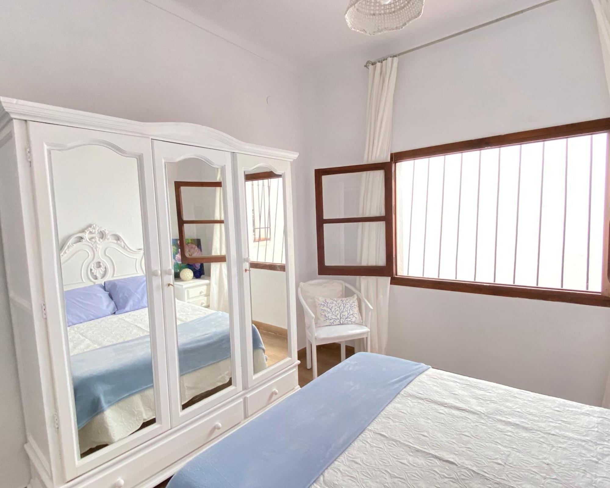 Casa Miguel - 3 Beautiful Apartments Availabe Sayalonga Zimmer foto
